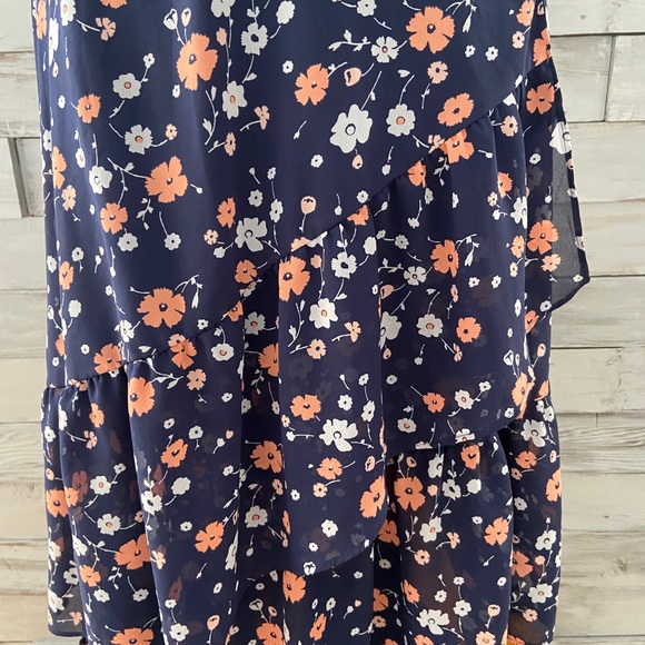 Beautiful MICHAEL KORS dress. - Picture 5 of 11